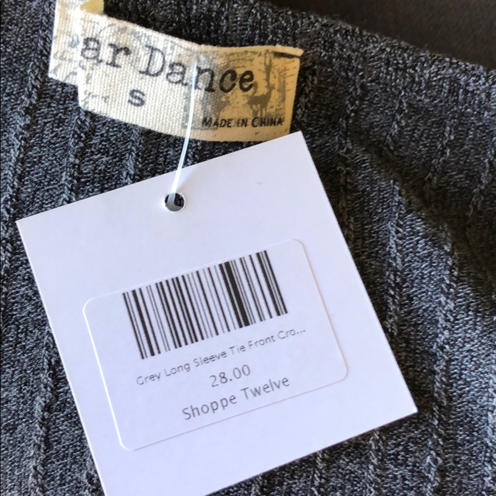 Last One! Bear Dance Gray Long Sleeve Crop Top - Picture 4 of 4